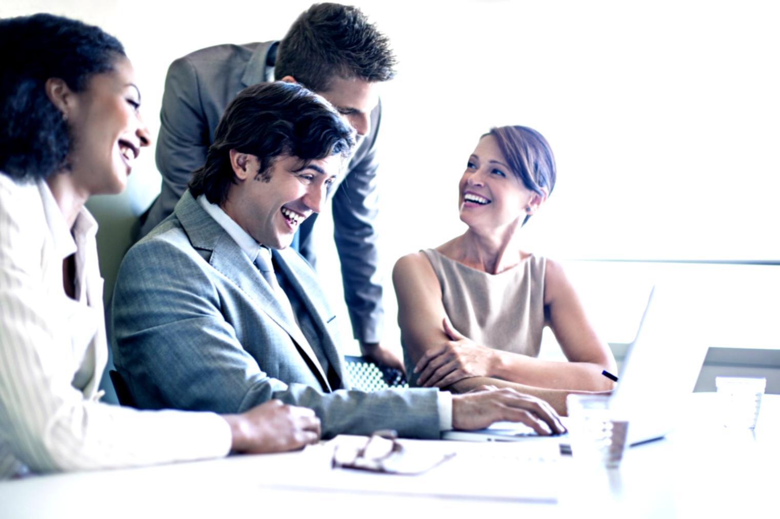 Процесс тестирования мобильных приложений в офисе